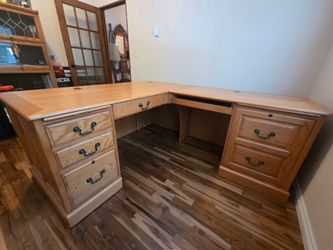 Solid Oak L Shaped Desk with Office Chair