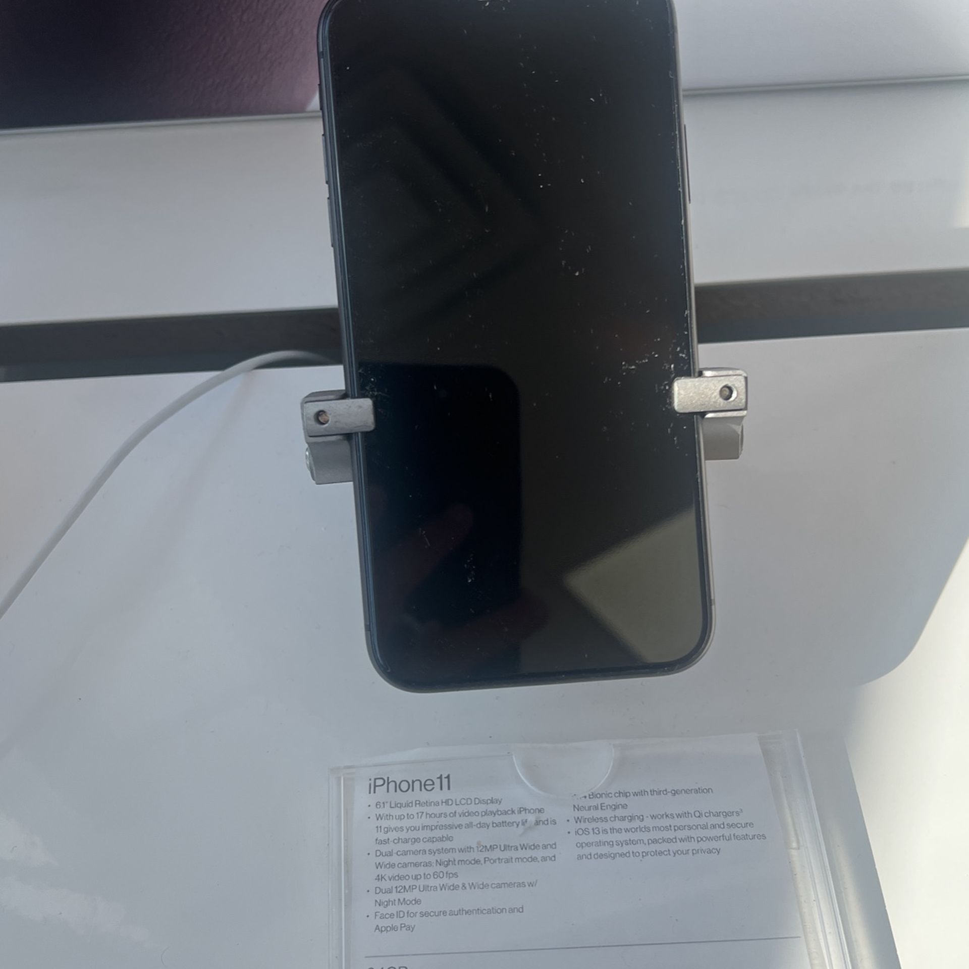 Last Day For iPhone 11 Promo