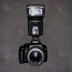 Canon Rebel professional camera With Flash 
