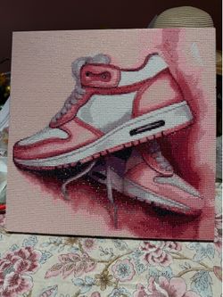 Bedazzle shoe frame