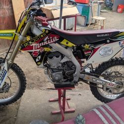 2009 suzuki RMZ