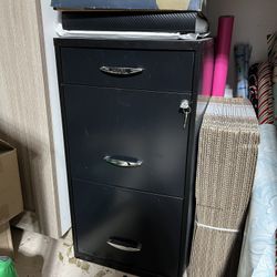 Metal Filing Cabinet 