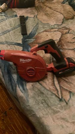 Milwaukee m18 compact blower