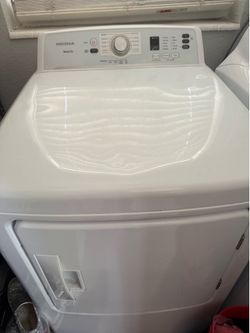 Insignia washer and dryer