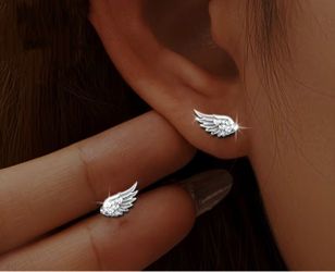 New Angel Wings Earrings blingy