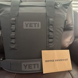 NEW YETI Hopper M15 Soft Cooler