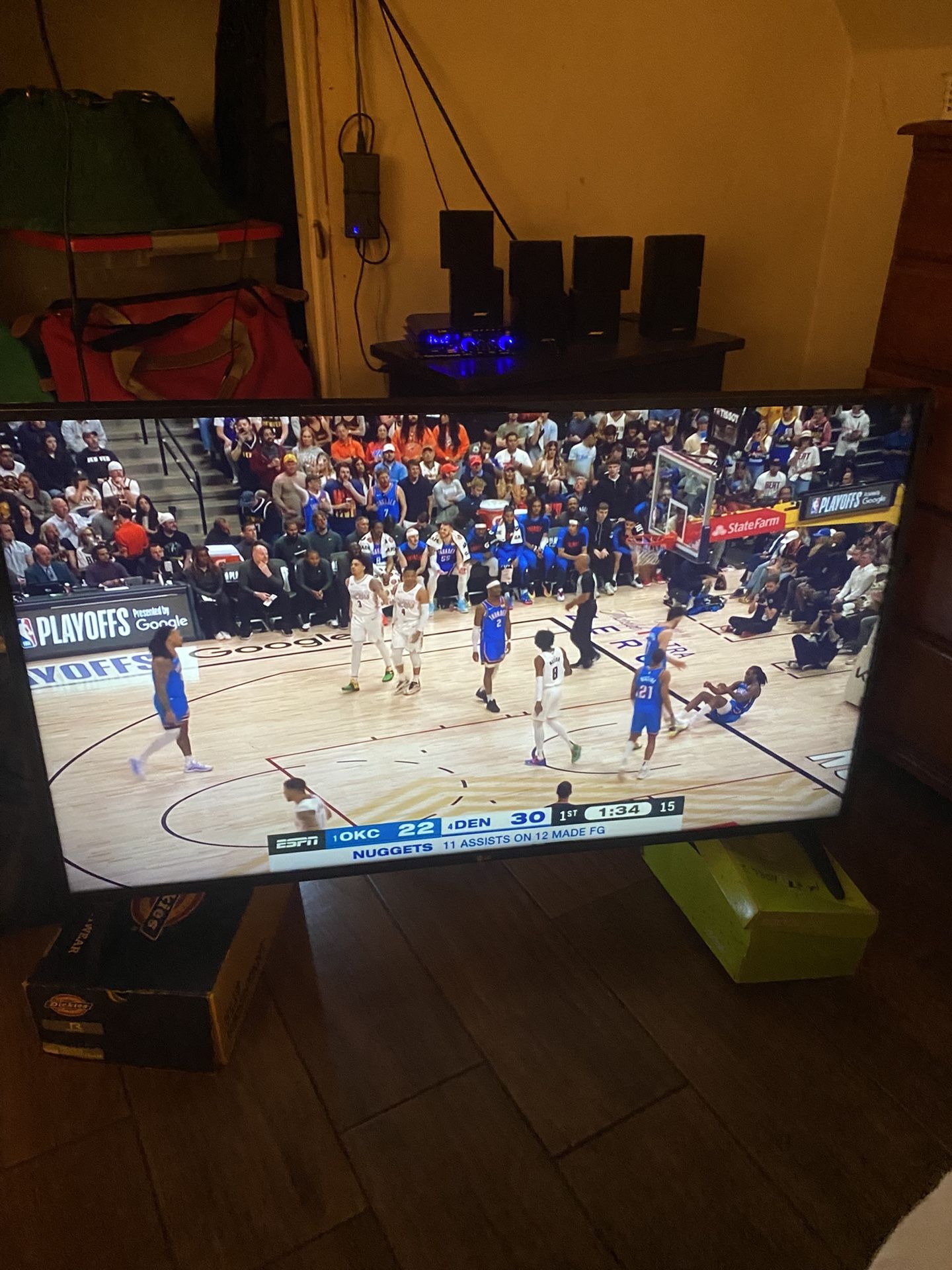 LG 44 Inch 4k UHD Tv With Wall Mount