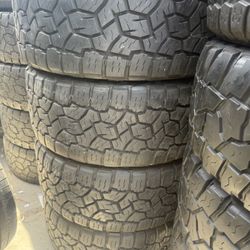 4 semi new tires 33x12.50r22 Toyo at3 🤑free installation ‼️