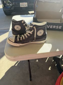 Women’s high top converse