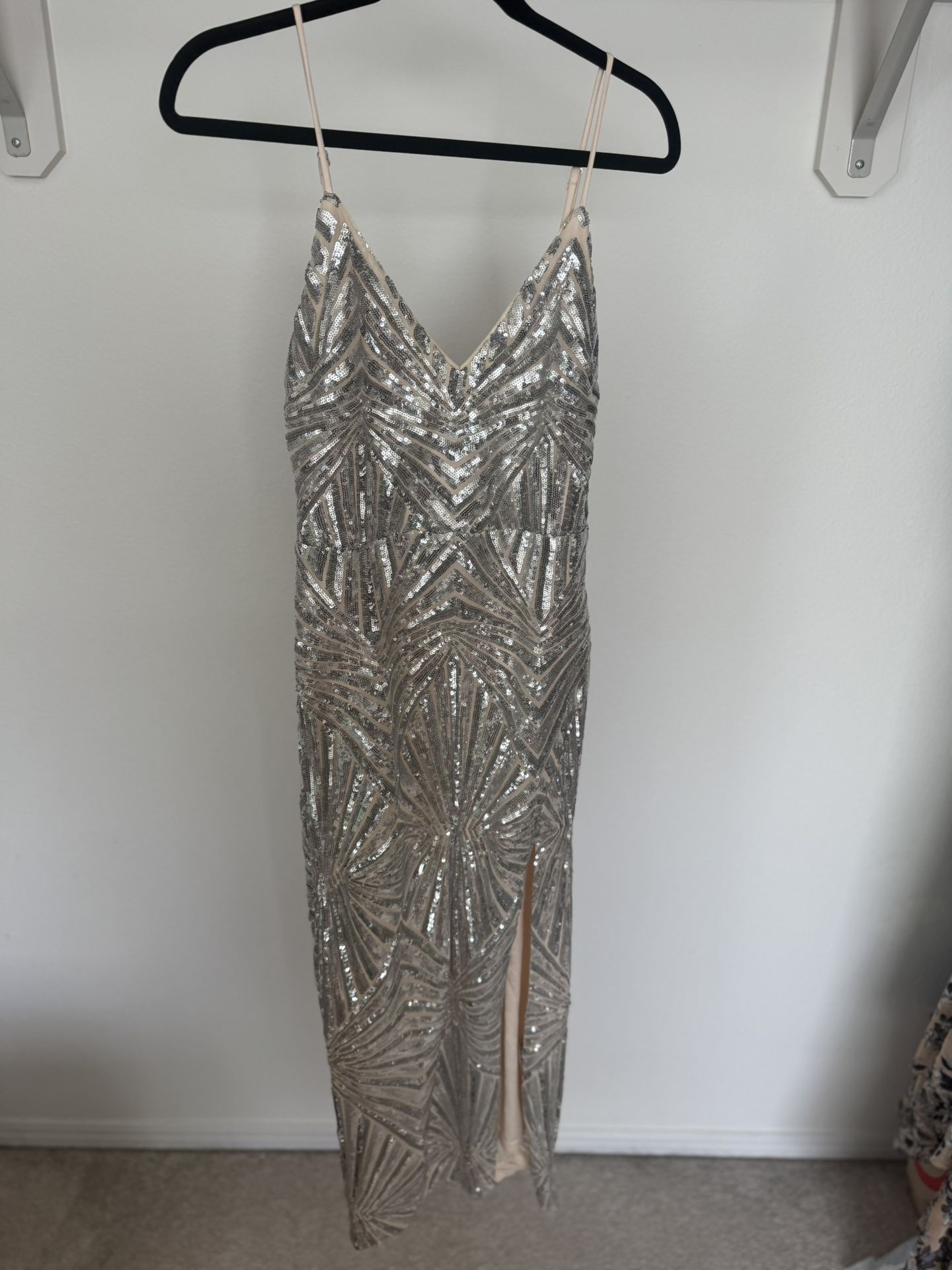 New Silver Sequin Dress from Cider – Size Large