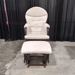 Delta Children Cream Glider Chair with Ottoman
