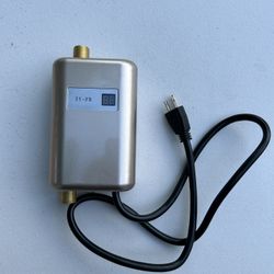 Electric Tankless Water Heater Smart Mini Water Heater 110-240V 3000W Touchable Digital Display