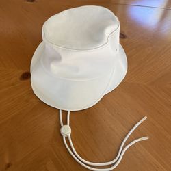 Lululemon Bucket Hat M/L