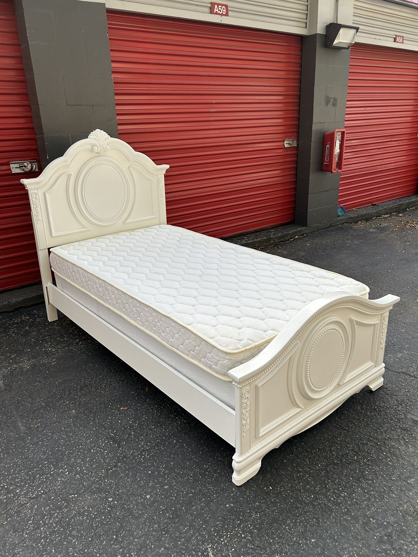 Kids Twin Bed