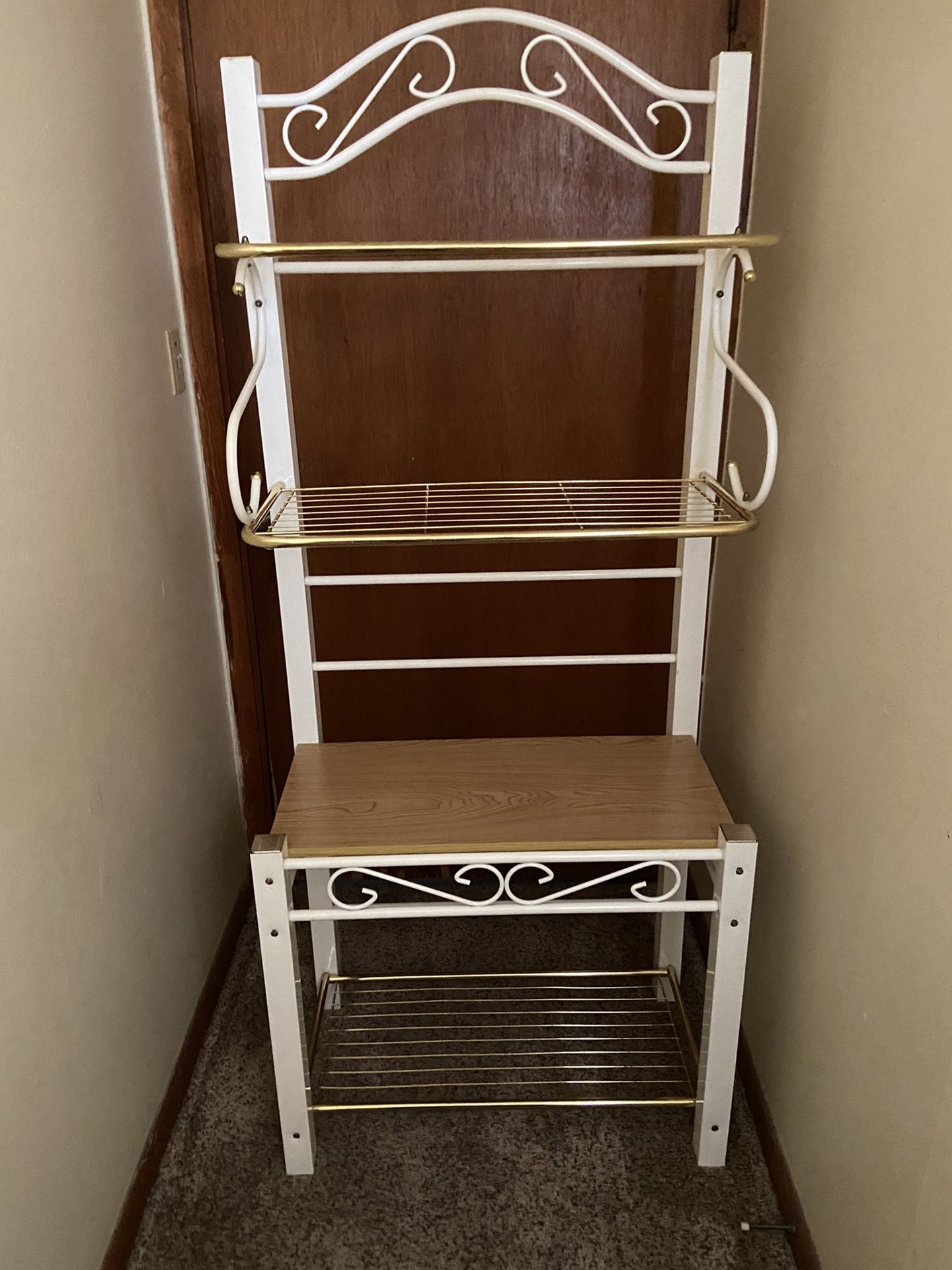 Baker’s Rack