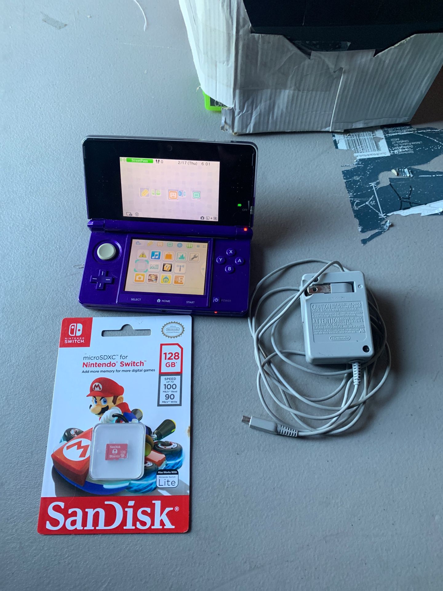 Nintendo 3DS with 128 GB SD card