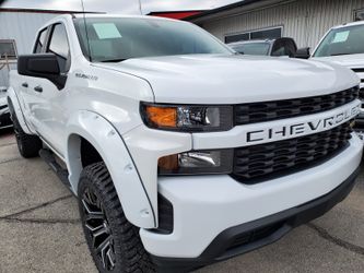 2019 Chevy Silverado 9,036 millas interior de piel