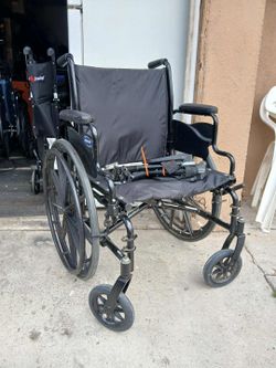 INVACARE WHEELCHAIR 20" WIDTH