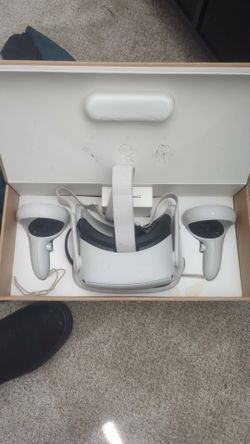Meta Quest 2 oculus reality head set 128 GB