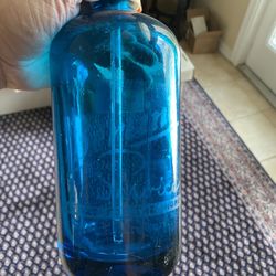 Antique Vintage Seltzer Bottles 5 Total With Case