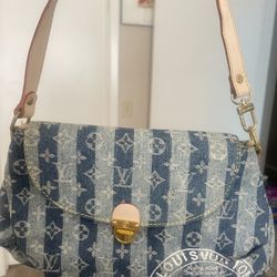 Jean Purse 