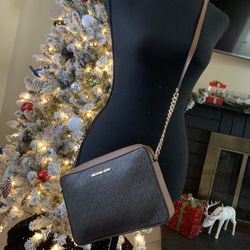 Michael Kors Cross Body 