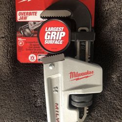14 in. Aluminum Pipe Wrench 