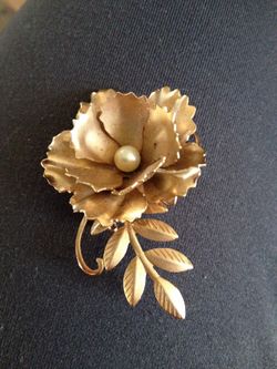 Vintage Wild Rose Brooch