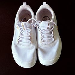 Tolos Archetype barefoot sneakers white minimalist zero drop flexible 9 womens