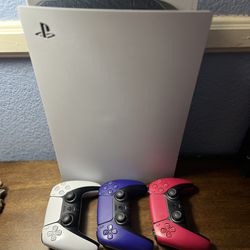 PS5 Digital Edition Console With 3 Controllers 