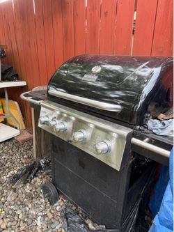 Char Broil 4 burner gas grill