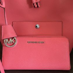 REAL Michael Kors Purse W/ Wallet