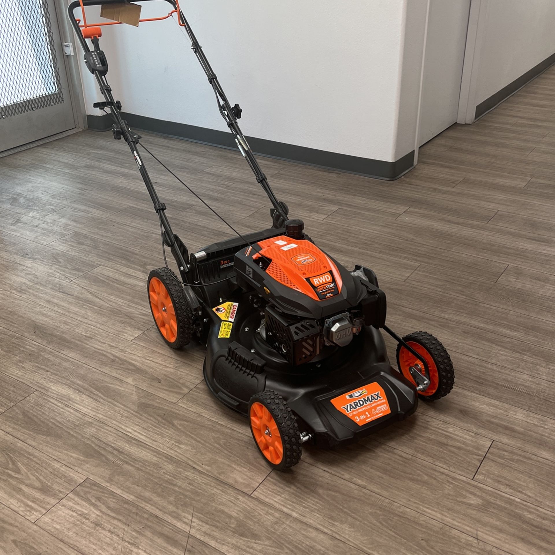 YARDMAX 22 in. 201 cc SELECT PACE 6 Speed CVT High Wheel RWD 3-in-1 Gas Walk Behind Self Propelled Lawn Mower