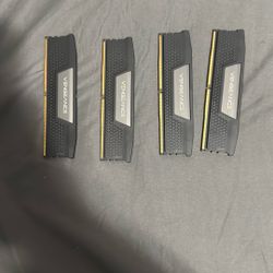 Corsair Vengeance 64 GB 2 Sets  (2x 16 GB) DDR5-5600 CL36 Memory 