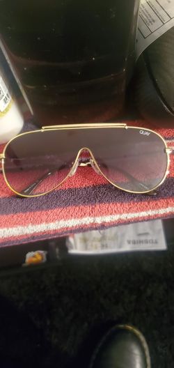 Quay Sunglasses with protective case