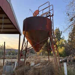 Grain Silo 