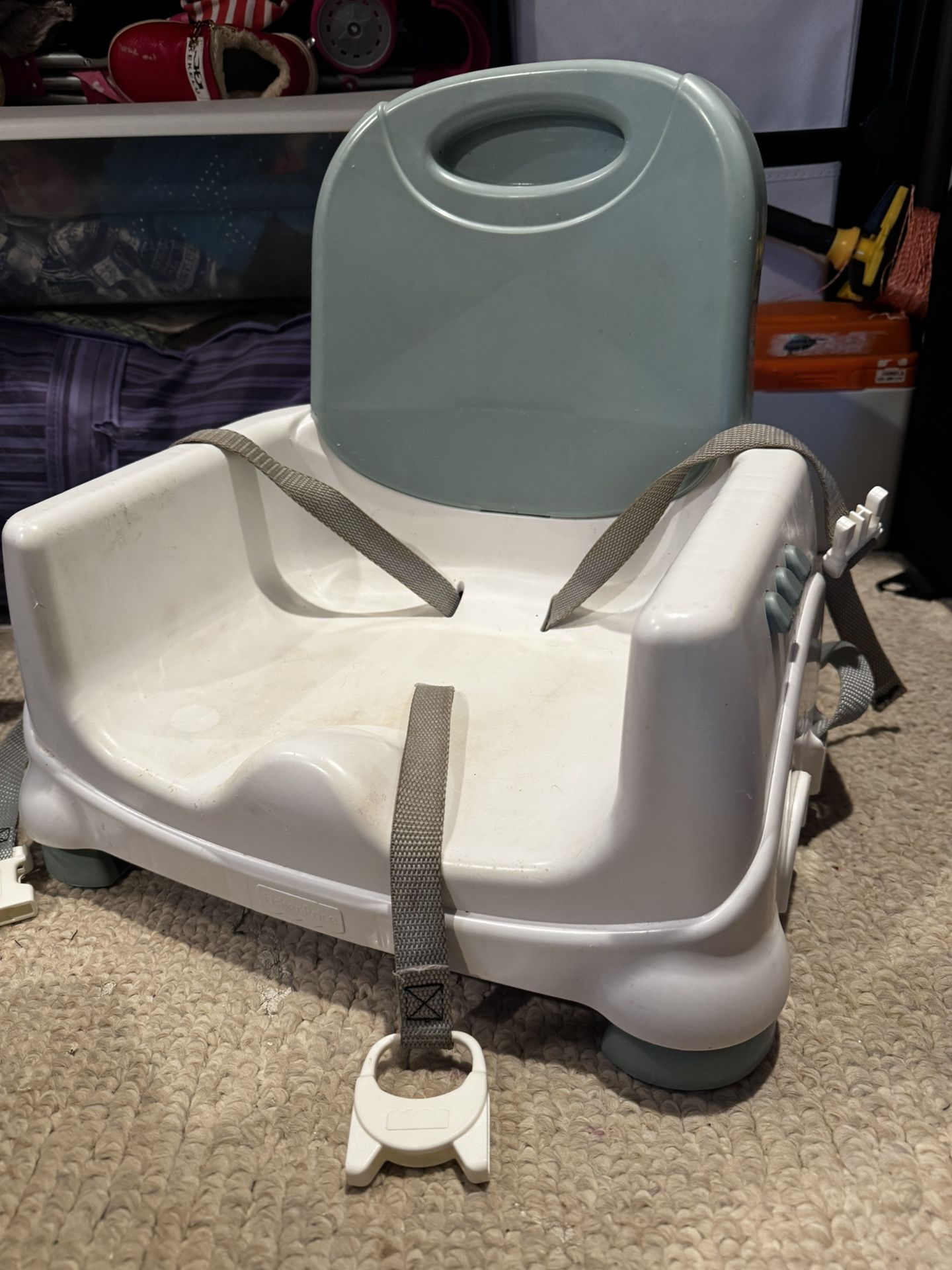 Baby High Chair NEED GONE ASAP