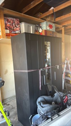 Armoire