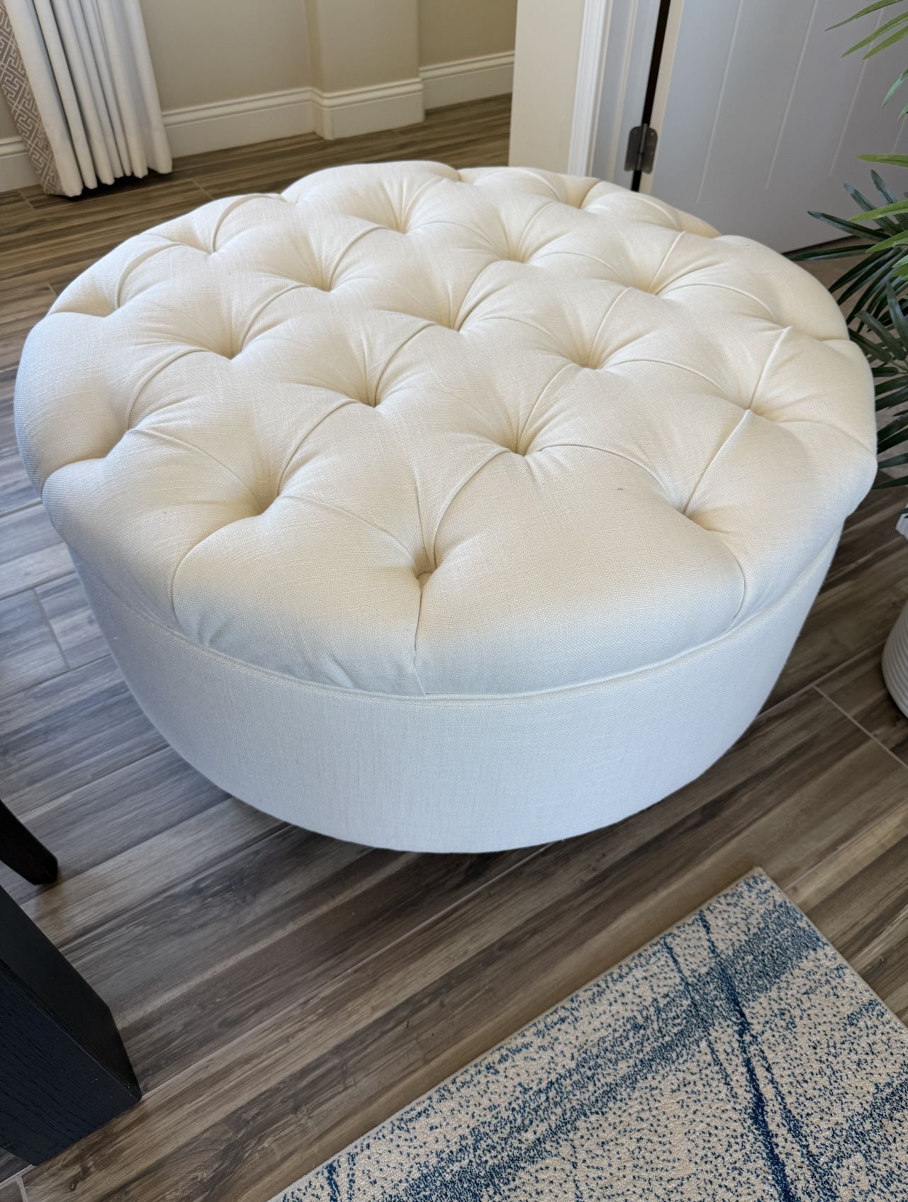 Big Ottoman 