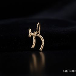 14K Solid Yellow Gold Chai Pendant Symbol of Life 3g