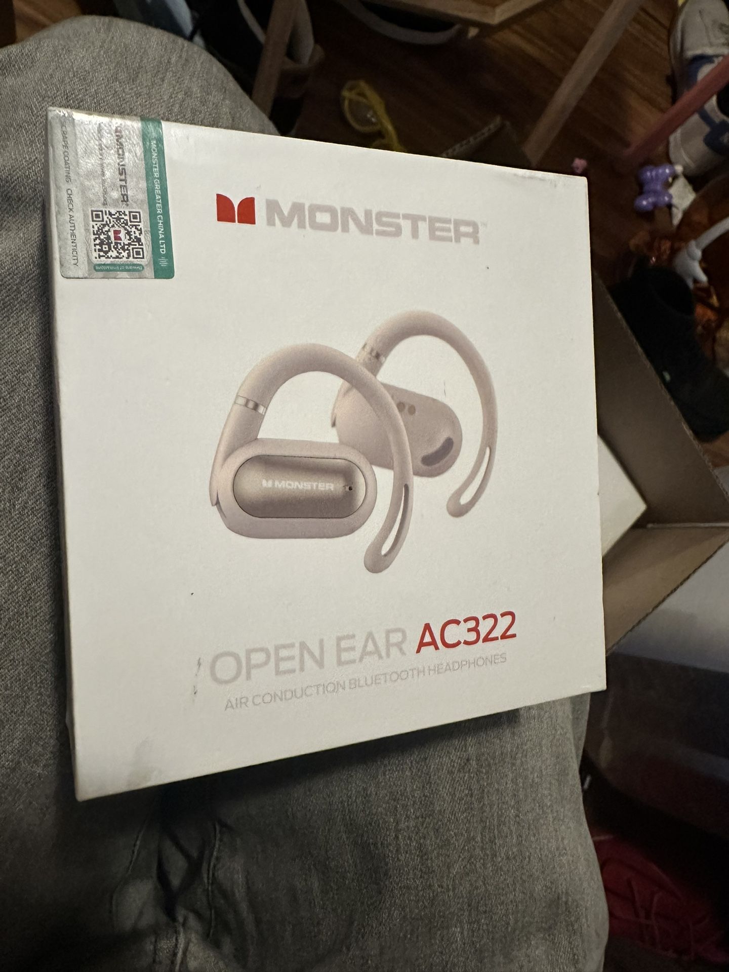 Monster AC322 Open Ear Air Conduction Headphones New!