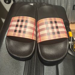 Burberry Slides Size 10