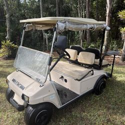 CLUB CAR GOLF CART 4 SEATER!! NEWER BATTERIES RUNS AND DRIVES GREAT!