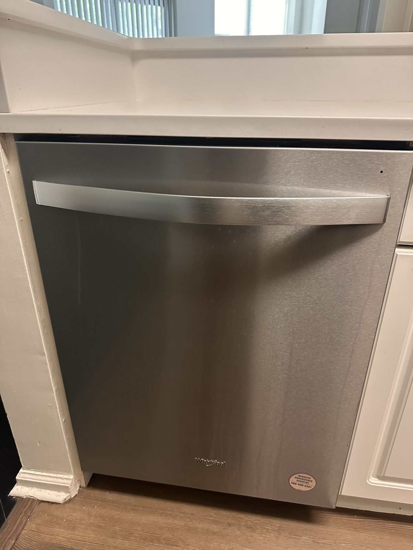 Whirlpool Dishwasher
