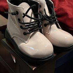 Kids Pink Boots (Size 11)