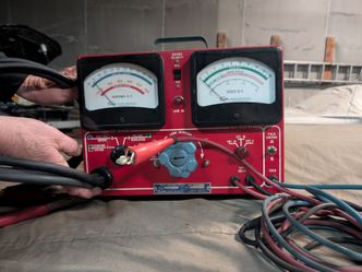 Vintage Sun Electric VAT-28 Volt-Ampere Tester - with Original Manual