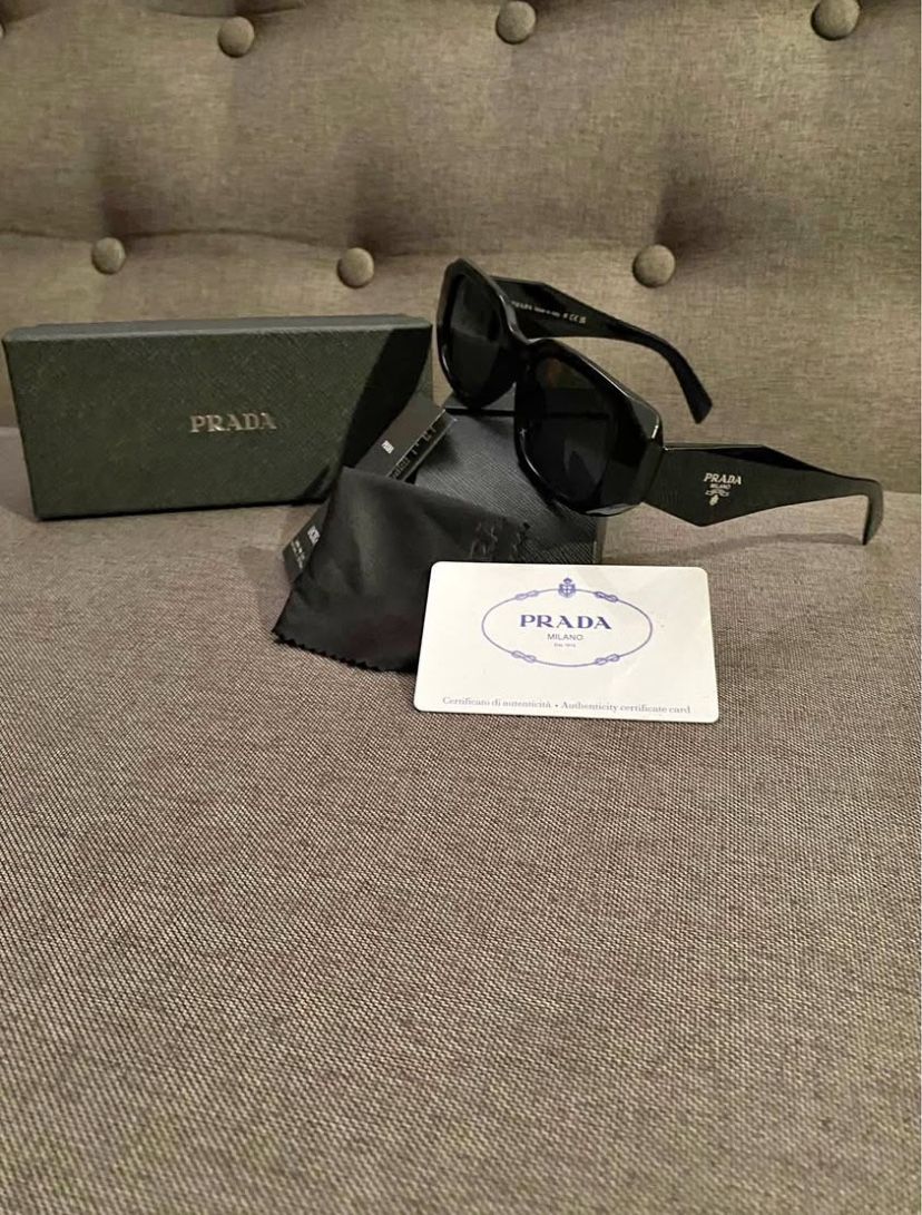 17WS Milano Prada Sunglasses 