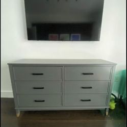 GREY DRESSER