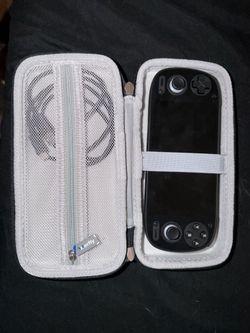 Retroid pocket 5 with grip and 128 gb SanDisk Imagemate pro SD card
