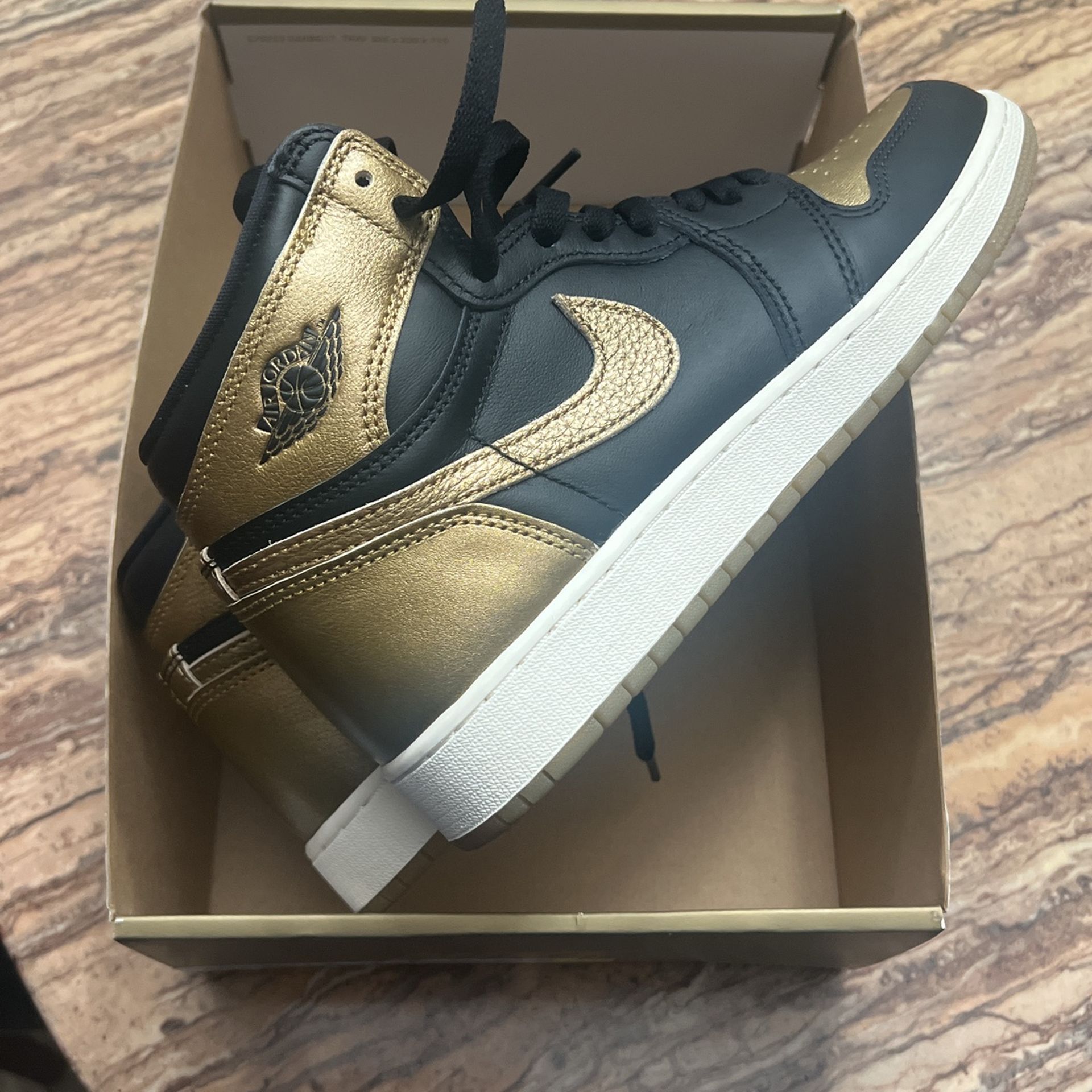 nike air jordan’s 1s